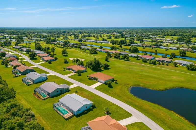 Local Commercial Fence Painting in Rotonda West, FL