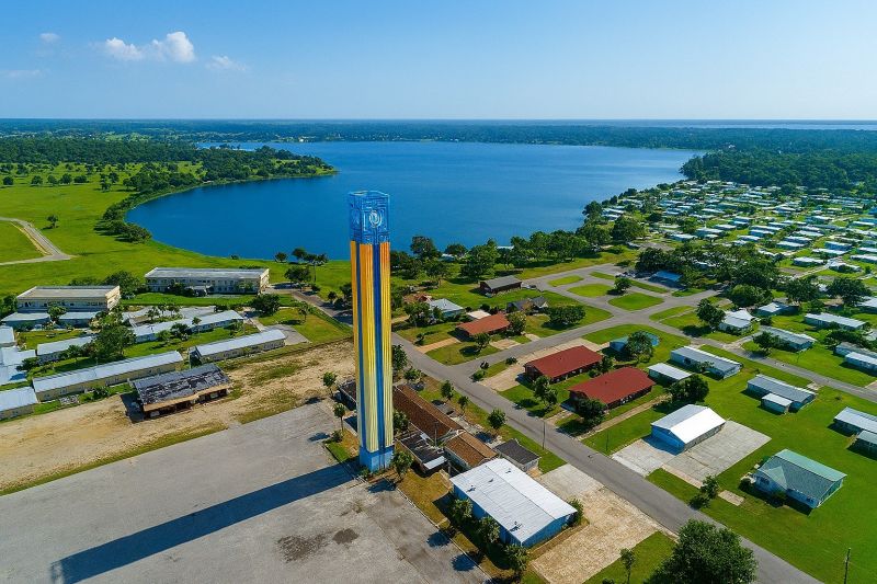 Local Commercial Fence Painting in Lake Placid, FL