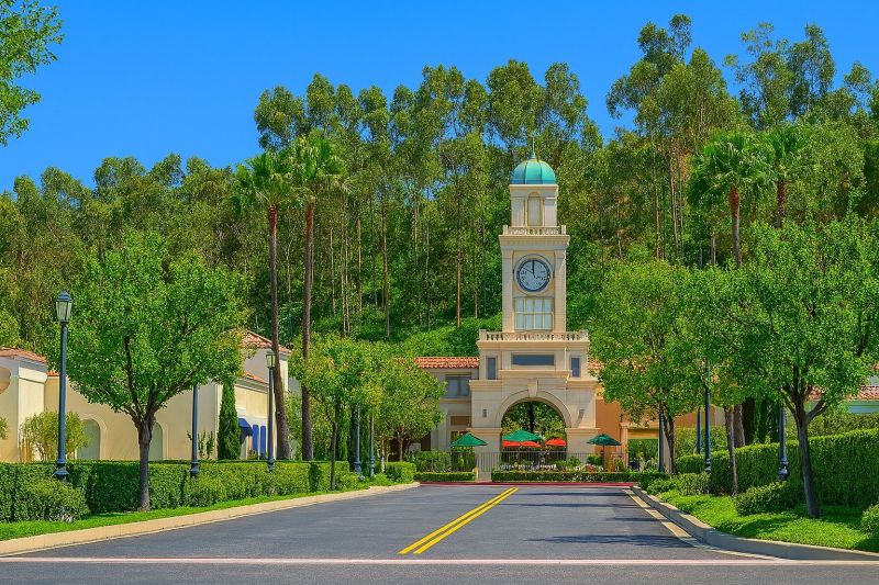 Local Exterior Commercial Painting in Chatsworth, CA